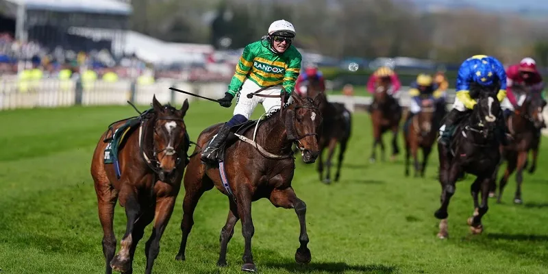 Đặc điểm đường đua Grand National 2026